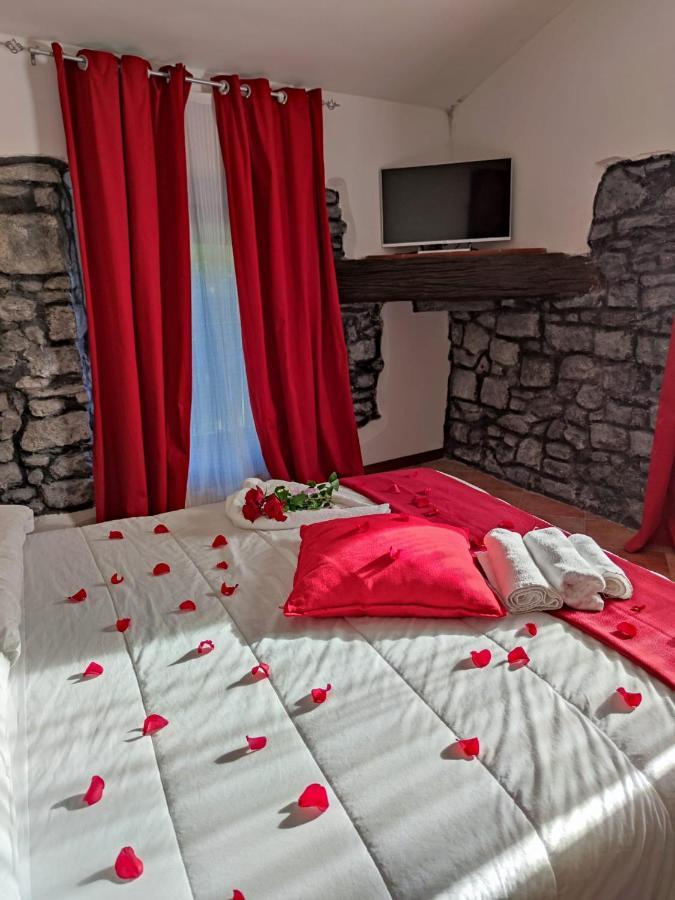Le Undici Rose Hotel Viterbe Extérieur photo
