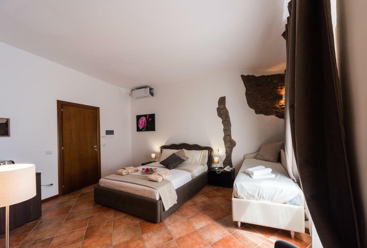 Le Undici Rose Hotel Viterbe Extérieur photo